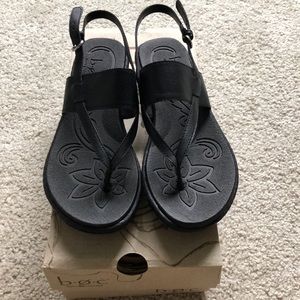 Black strappy sandal